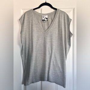 Barneys New York Co-Op Gray Sleeveless 100% Silk Top $129
